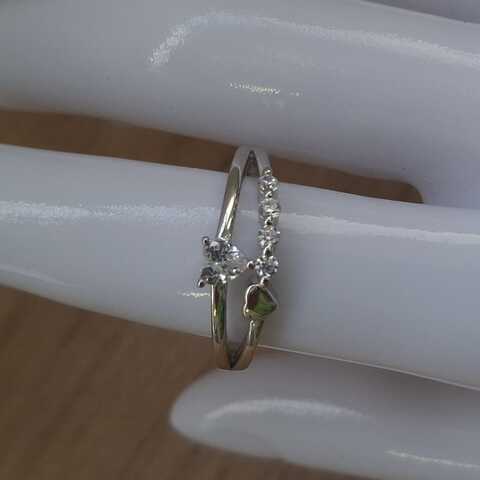 B39 Heart Ring
Size Q/8.25
R620.00